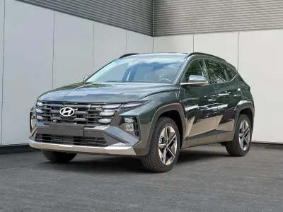 Neu Hyundai Tucson Style 239 PS (175 kW) 2026 Cypress green pearl SUV