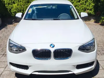 Gebraucht BMW 114 Sport Line 102 PS (75 kW) 2014 Weiß Kleinwagen