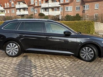 Gebraucht Skoda Superb Style 218 PS (160 kW) 2021 Schwarz Limousine