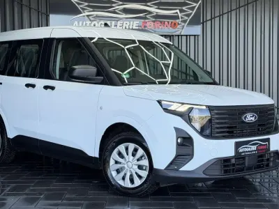 Usata Ford Tourneo Courier Trend 125 CV (91 kW) 2025 Bianco Monovolume
