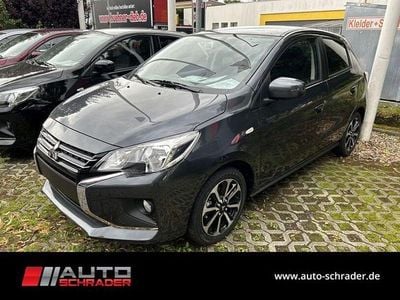 Grau Gebraucht 2024 Mitsubishi Space Star Select+ Limousine | 16.980 € (Teuer)
