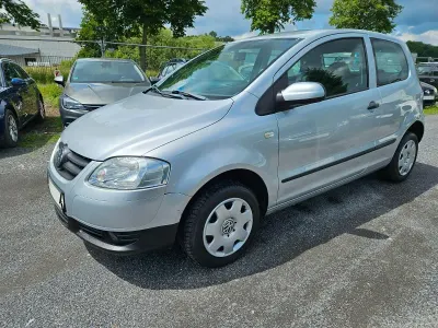 Gebraucht VW Fox 55 PS (40 kW) 2006 Grau Kleinwagen