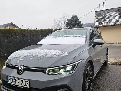 Gebraucht VW Golf VII Life 150 PS (110 kW) 2021 Grau Kleinwagen