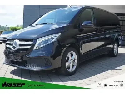Używany Mercedes V220 163 KM (119 kW) 2020 Czarny Minivan