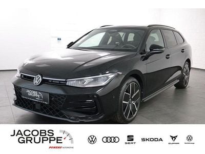 Gebraucht VW Passat R-line 193 PS (141 kW) 2024 Schwarz Kombi
