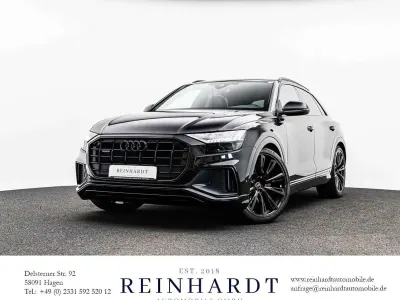 Gebraucht Audi Q8 S-Line 231 PS (169 kW) 2021 Orcaschwarz metallic SUV