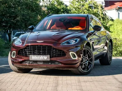 Gebraucht Aston Martin DBX 551 PS (405 kW) 2021 Violett SUV