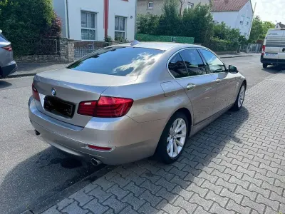 Gebraucht BMW 535 Luxury Line 313 PS (230 kW) 2013 Silber Limousine