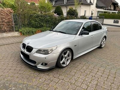 Gebraucht BMW 530 231 PS (169 kW) 2007 Silber Limousine