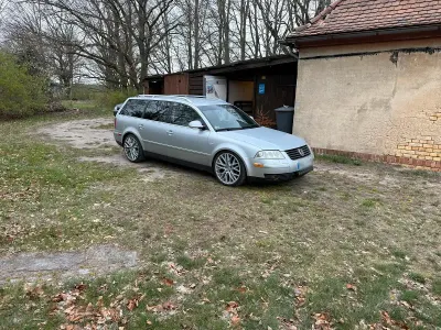 Gebraucht VW Passat 131 PS (96 kW) 2002 Silber Kombi