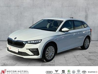 Usata Skoda Scala Essence 116 CV (85 kW) 2025 Bianco Utilitaria