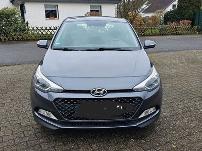 gebraucht Hyundai i20 1.2 INTRO EDITION INTRO EDITION