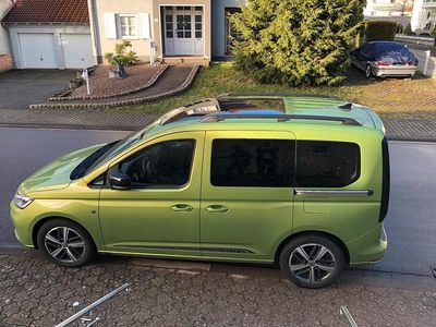 Gebraucht VW Caddy 122 PS (89 kW) 2021 Grün Van / Kleinbus