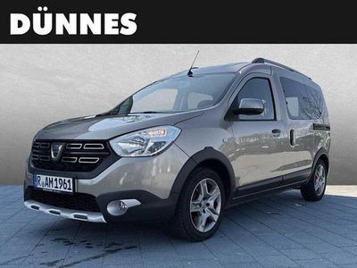 Usata Dacia Dokker Stepway 95 CV (69 kW) 2021 Beige Monovolume