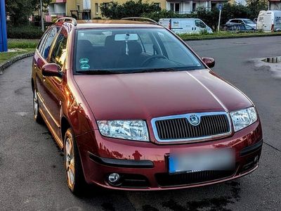 Rot Gebraucht 2007 Skoda Fabia Kombi | 3.300 € (Fairer Preis)