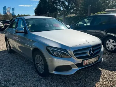 Gebraucht Mercedes C180 156 PS (114 kW) 2014 Silber Limousine