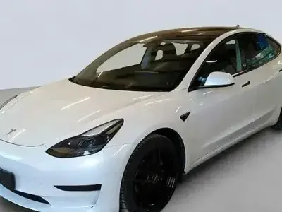 Gebraucht Tesla Model 3 RWD 239 kW (325 PS) 2022 Weiss Limousine