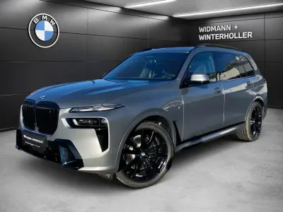 Gebraucht BMW X7 M Sport 352 PS (258 kW) 2025 Grau SUV