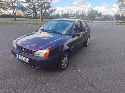 Second-hand Ford Fiesta 60 CP (44 kW) 2000 Mov Hatchback