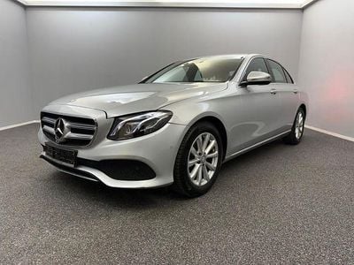 Mercedes E200