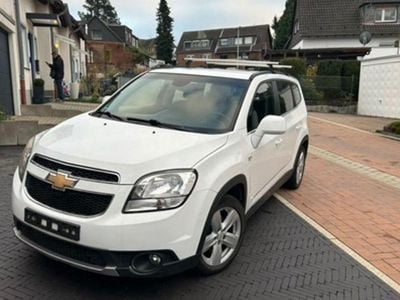 Gebraucht Chevrolet Orlando LT 141 PS (103 kW) 2012 Weiß Van / Kleinbus