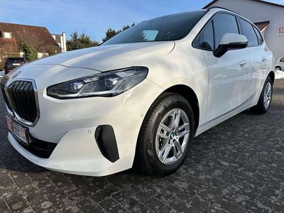 Alpinweiss iii Gebraucht 2022 BMW 218 Van / Kleinbus | 19.800 € (Fairer Preis)