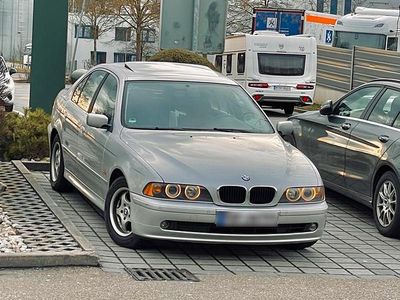 Gebraucht BMW 520 170 PS (125 kW) 2002 Silber Limousine