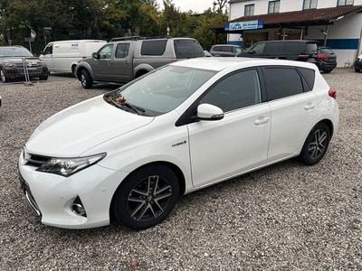 Toyota Auris Hybrid