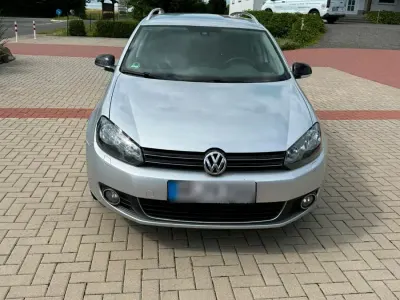 Gebraucht VW Golf VI Style 105 PS (77 kW) 2012 Silber Kombi