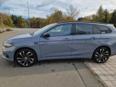 Usata Fiat Tipo 120 CV (88 kW) 2019 Grigio Station wagon