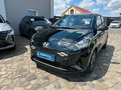 Neu Hyundai i10 Comfort 63 PS (46 kW) 2026 Schwarz Kleinwagen