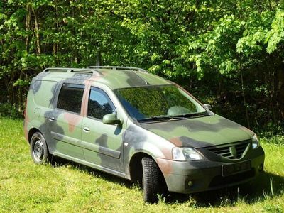 gebraucht Dacia Logan MCV "Kampfsau Emil"1.6 MPI Minicamper