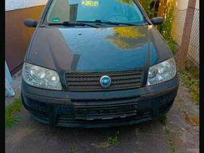 Usata Fiat Punto 2004 Nero Utilitaria
