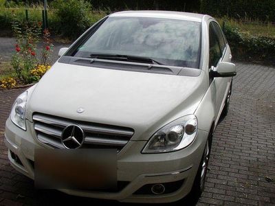 Usata Mercedes B170 116 CV (85 kW) 2009 Bianco Monovolume
