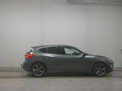 Second-hand Ford Focus Titanium 120 CP (88 kW) 2020 Gri Berlinǎ