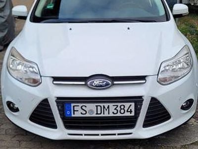 Usata Ford Focus Business Edition 150 CV (110 kW) 2014 Bianco Berlina