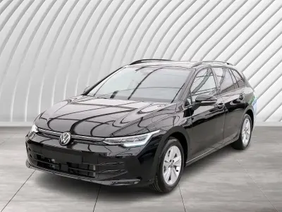 Neu VW Golf VIII Life 150 PS (110 kW) 2026 Grenadillschwarz metallic Kombi