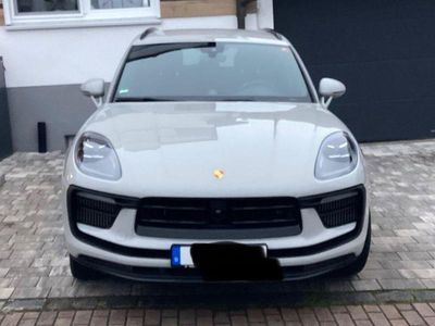 Grau Gebraucht 2022 Porsche Macan S SUV | 68.300 € (Fairer Preis)