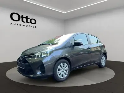 Brugt Toyota Yaris Life 69 HK (50 kW) 2015 Grå Hatchback