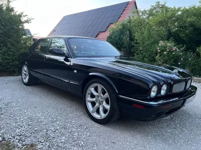 Gebraucht Jaguar XJR 363 PS (266 kW) 1999 Schwarz Limousine