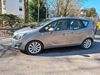 Gebraucht Opel Meriva 140 PS (102 kW) 2011 Andere farben Van / Kleinbus