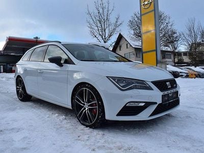 Nevada white Gebraucht 2018 Seat Leon ST 4Drive Kombi | 22.950 € (Etwas zu teuer)