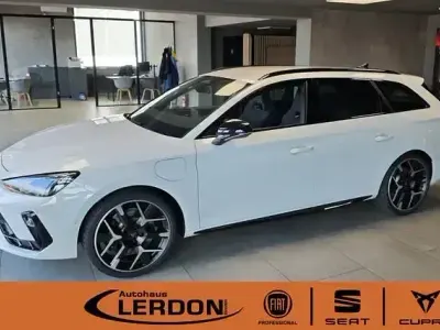 Neu Cupra Leon VZ 272 PS (200 kW) 2026 Weiß Limousine