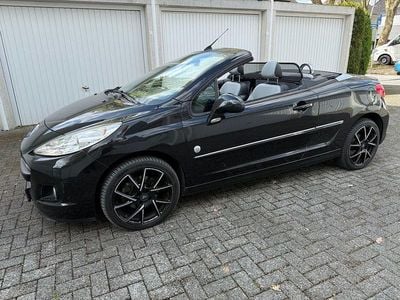 Gebraucht Peugeot 207 CC Roland Garros 120 PS (88 kW) 2012 Schwarz Cabrio