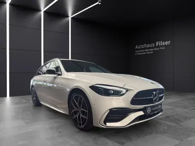 Gebraucht Mercedes 300 AMG 258 PS (189 kW) 2023 Weiß Limousine
