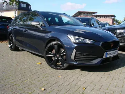Używany Cupra Leon VZ 310 KM (228 kW) 2021 Niebieski Kombi