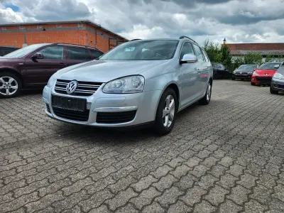 Gebraucht VW Golf VI Comfortline 122 PS (89 kW) 2009 Grau Kleinwagen