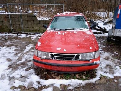 Gebraucht Saab 900 130 PS (95 kW) 1998 Rot Limousine