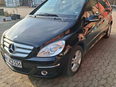 Gebraucht Mercedes B200 140 PS (102 kW) 2008 Schwarz Van / Kleinbus