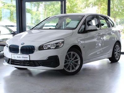 BMW 225